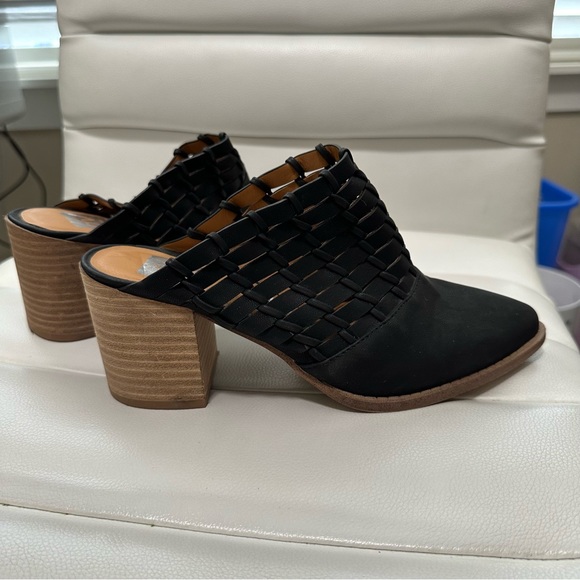DV by Dolce Vita Taya Block Heel Mules Black 7.5 - Picture 9 of 9